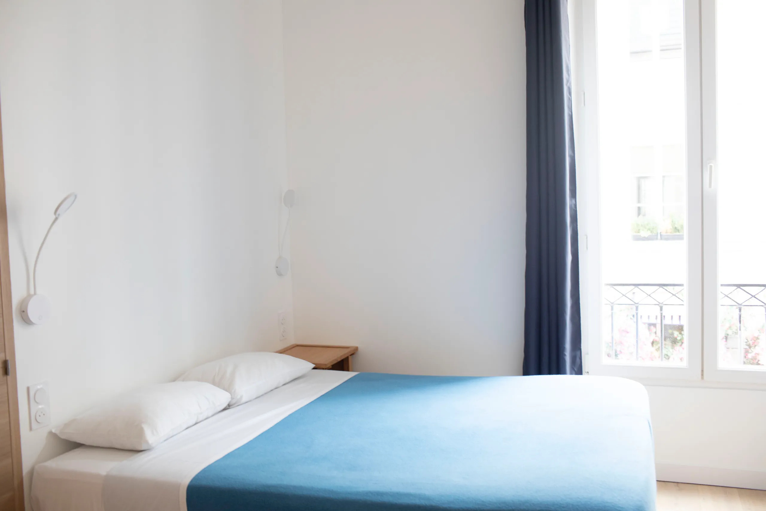 db.room_type.simple_superior